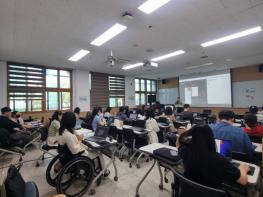 화성오산교육지원청, 디지털 기반 교육혁신 '디지털 토핑교육-섹터2'실행연수 실시 기사 이미지