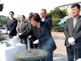 계양구의회, 제70회 현충일 맞아 ‘장기동 황어장터 3.1만세운동 기념탑’ 참배 기사 이미지