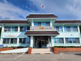 고성교육도서관, 온라인 원화 전시와 독서퀴즈 운영 기사 이미지