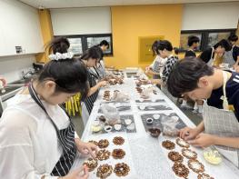 동대문진로직업체험지원센터, 요리교실 ‘감성 JOB실’ 개방해 학교 동아리 지원 기사 이미지