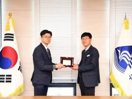 부산 동래구, 한전MCS(주) 동래지점  사회봉사단에 감사패 전달 기사 이미지