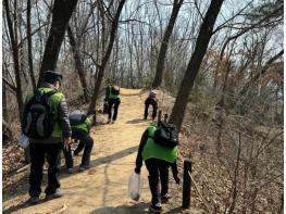 강북구, 2026년 노인일자리 및 사회활동 지원사업 참여자 3,956명 모집 기사 이미지