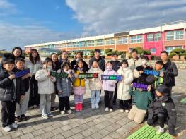 담양군, 수북초등학교 학생들과 함께 불법광고물 근절 ‘클린존 캠페인’ 추진 기사 이미지