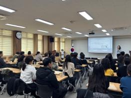 단양교육지원청, ‘친절한 민원 응대 및 특이민원 대응 교육’ 실시 기사 이미지
