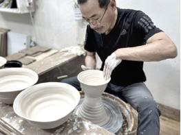 무주 공예공방 김상곤 작가, 도자공예 명장 선정 기사 이미지