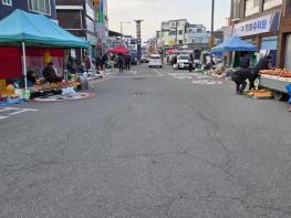 안성오일장 보행안전을 위해 노점 구획 정비에 나선다 기사 이미지