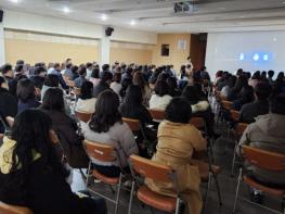 강화군, 한문철 변호사 초청 ‘강화아카데미’ 개최… 교통안전 공감대 높여 기사 이미지