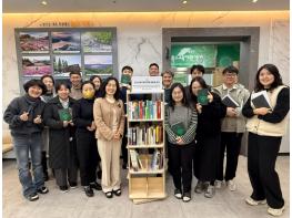 양구교육지원청, ‘청렴 북(Book)돋움 공간’ 조성 기사 이미지