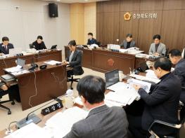 충북도의회 정책복지위, 기획조정실 책임 있는 정책 추진 주문 기사 이미지