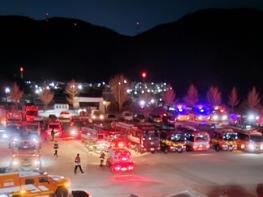 전북소방, 전남 광양 산불 국가동원령에 펌프차 등 총 11대 긴급 투입 기사 이미지