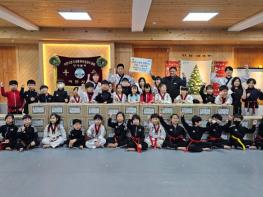 명성태권도·명성키즈, 새해 맞아 ‘사랑의 라면 나눔’ 실천 기사 이미지