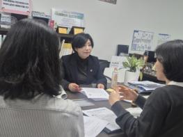 경기도의회 정경자 의원, 경기도의회 중증장애인생산품 및 장애인 표준작업장 생산품 구매실적 개선 논의 기사 이미지