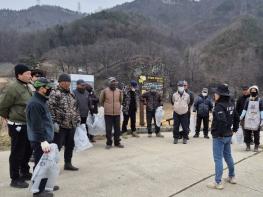 무주군, ‘반딧불이’ 서식지 보호 나서 주요 서식지 환경정화 활동 기사 이미지