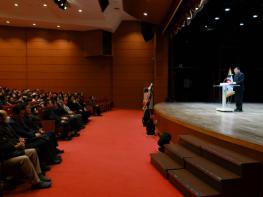 경주시 노인대학 제42기 입학식…어르신 250명 새 배움 시작 기사 이미지