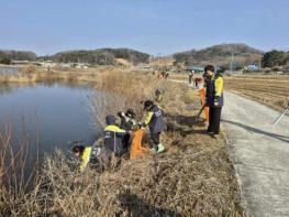 홍성군 금마면, 환경 정화위해 100명 손길 모여 기사 이미지