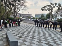 제주도교육청 제주중앙고, 학생회 주관 ‘먼저 인사하기 캠페인’ 운영 기사 이미지