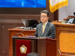 강남구의회 윤석민 의원, “강남구, 24시간 불이 꺼지지 않는 ‘AI 무인 도서관 도시’로 도약해야” 기사 이미지