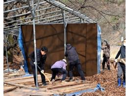괴산군, 사담마을 불법 평상 시설 '자진철거'로 청정 계곡 복원 물꼬 기사 이미지
