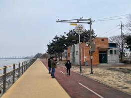 군산시, 내흥동 해안 산책로 ‘스마트 안전벨트’ 구축  기사 이미지