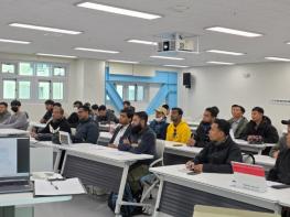 거제외국인근로자지원센터, 의약품 안전사용 및 마약예방 생활법률 교육 실시 기사 이미지