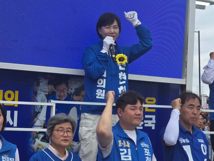 전현희 의원, 포천 일동면 찾아 박윤국 후보 총력 지원  “이재명 정부·민주당 국회의원들이 함께 뒷받침할 힘 있는 시장 후보”  박윤국 “일동 온천지구·칸리조트 살려 수도권 최고 관광도시로 만들 것”