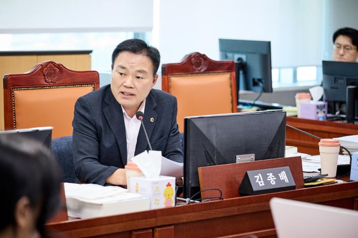 김종배 의원, “대상은 넓히고 예산은 줄이고…생리용품 지원, 이대로 괜찮나”