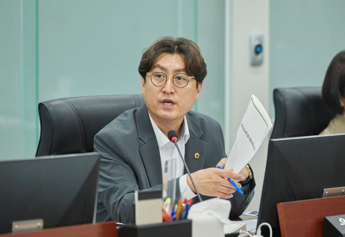 우현욱 의원, 출자·출연 동의안 자료 개선 요구…"판단할 수 있는 자료 갖춰야"