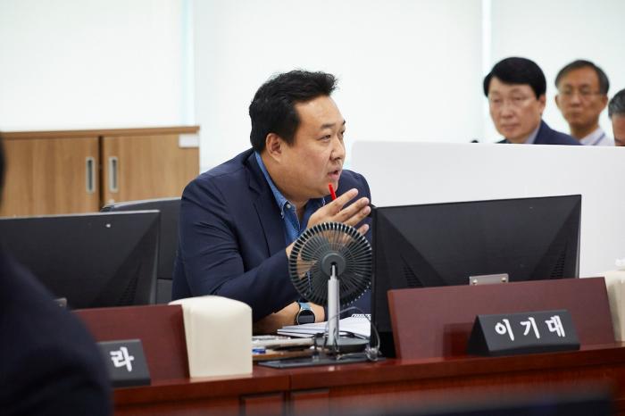 이기대 경기도의원, “소상공인·전통시장 예산 감액… 민생회복 차질 우려” 점검