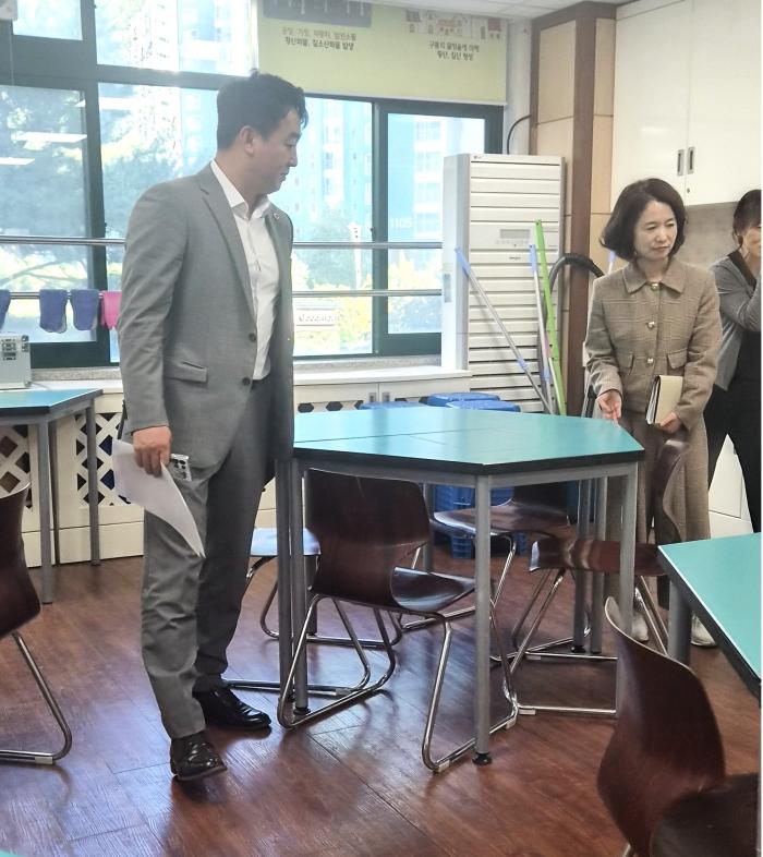 손성익 경기도의원, 운정 중학교 6곳 순회 마무리  …"아이들이 가고 싶은 학교, 머물고 싶은 학교로"   