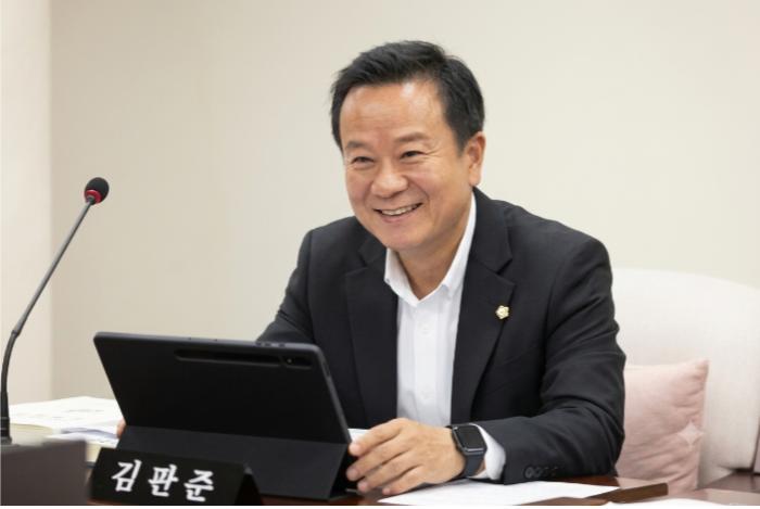 구민 건강권 지키는 실내환경 안전망, 강서구 조례로 더 촘촘해진다