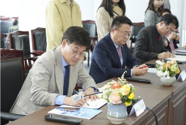 종로구, 소상공인 경영 안정 돕는다… 315억 규모 금융 지원 기사 이미지