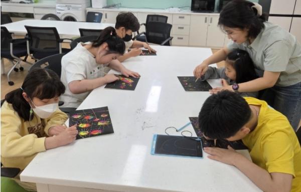 광주광역시교육청 송정다가치문화도서관, 특수학교 대상 ‘반걸음 책놀이 교실’