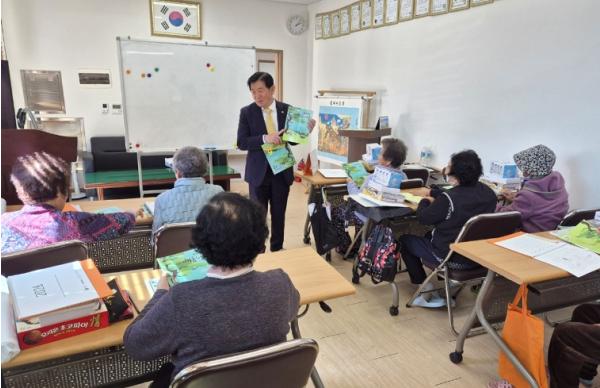 순창군, 2026년 성인문해교육 지원사업 선정… 군민 평생학습 기회 확대 기사 이미지
