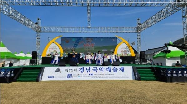 산청군, 경남국악예술제 성황리 마무리 기사 이미지