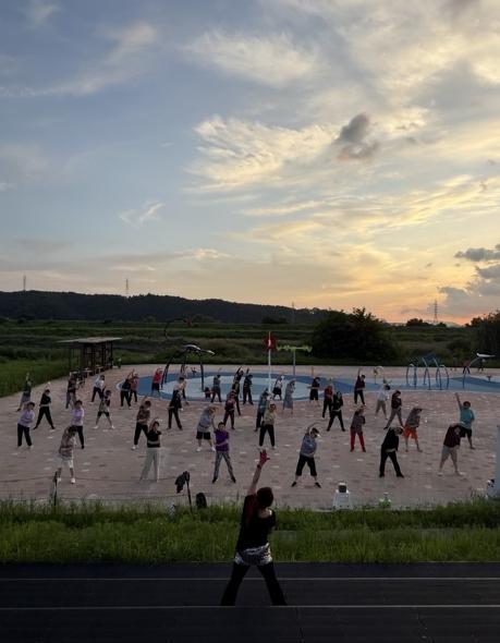 파주보건소, '문산노을길 달빛 운동교실' 운영 기사 이미지