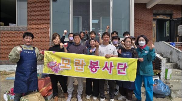 성주군 모란봉사단, 낡은집에 새 숨결 깨끗한 보금자리 선물 기사 이미지