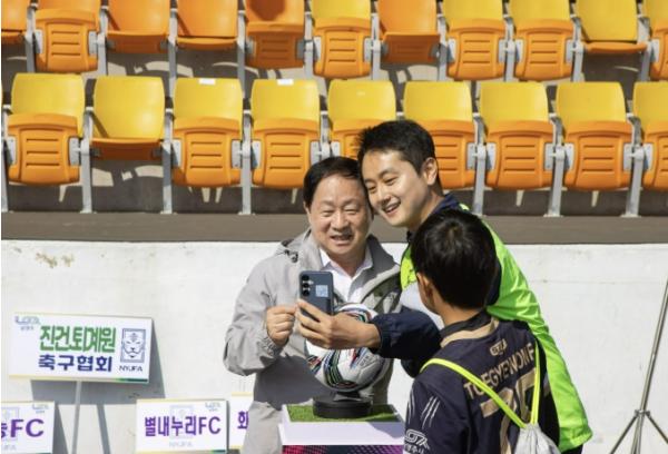 남양주시, 축구로 하나된 시민…제20회 시장기 축구대회 성공적 개최 기사 이미지