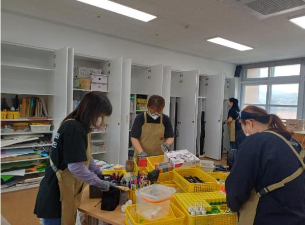 서산교육지원청 학교지원센터, 대철중학교 예술실 정리지원 실시 기사 이미지