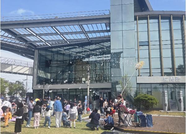 고령군 다산도서관, ‘도서관의 날’ 행사 성황리 개최 기사 이미지