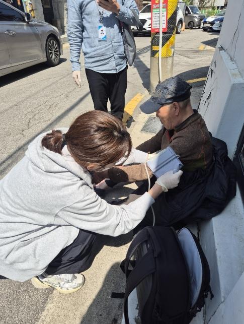 성북구 장위1동, 주민 신고로 위기가구 신속 구조…복지안전망 성과 기사 이미지