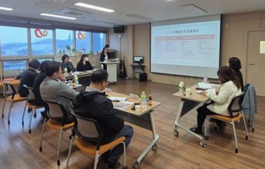 철원군, 치매지역사회협의체 운영으로 협력체계 강화 기사 이미지