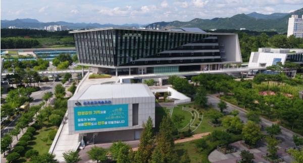 완주군, 취약계층 아동 100명에 영양제 지원 기사 이미지