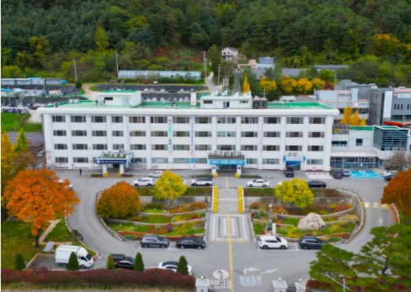 “인제의 봄, 에누리 장터에서 만나요”... 18일 올해 첫 개장 기사 이미지