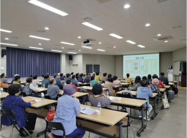 포천시, 시니어 대상 교육 프로그램 '포천 그리고 내 인생 명승지' 운영 기사 이미지