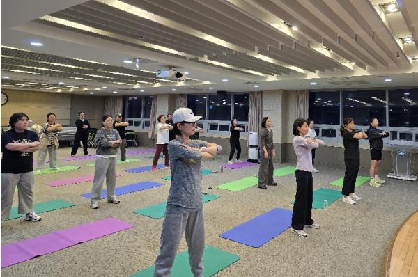 무주군, ‘건강하게 관리한다!’  비만 예방 프로그램 ‘슬림 나이트’ 운영 기사 이미지