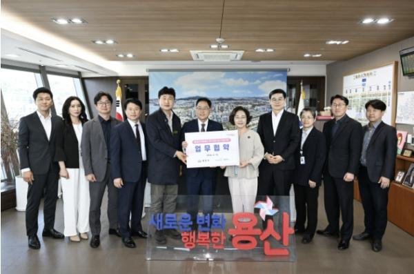 양주시-용산구, 백석읍 체육시설 조성 '맞손'...지자체 상생발전 모델 구축 기사 이미지