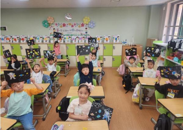 하남 위례숲초, 교실마다 호기심이 자란다.···아이들 과학에 설레는 일주일 기사 이미지