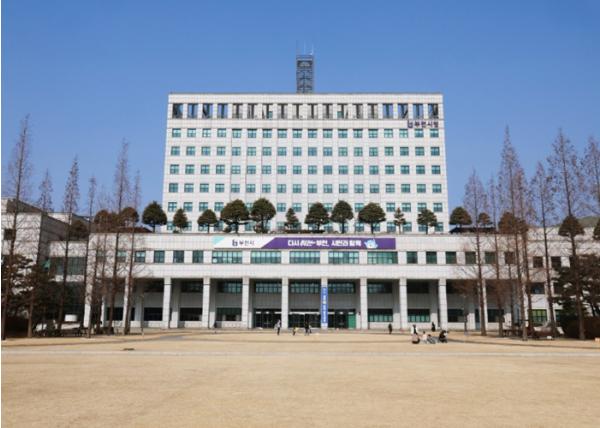 부천시청소년상담복지센터, “상담사보다 내 마음 알아줄 ‘친구’가 먼저”... 초기 청년 위한 ‘또래 마음 안전망’ 뜬다 기사 이미지