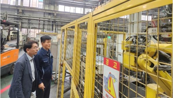 경남도, 중동 정세 불안 장기화에 따른 도내 기업 경영현장 점검 나서 기사 이미지