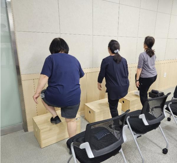 서초구, '중년비만 ZERO, 뱃살컷 프로젝트' 효과 톡톡! 기사 이미지